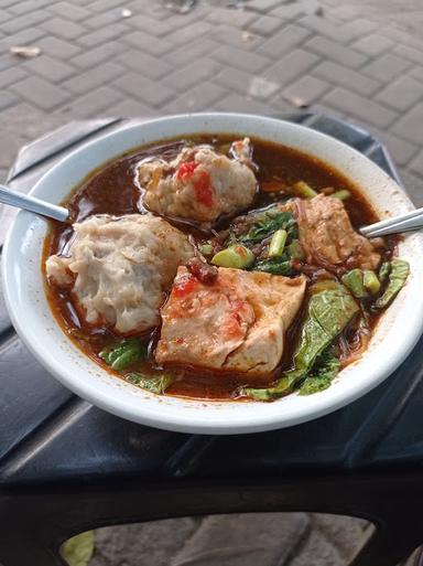 BAKSO SOLO DAGING SAPI ASLI DAN MIE AYAM ARTA 99