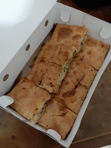 MARTABAK DAN TERANG BULAN MR.JENGGOT