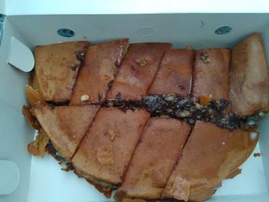 MARTABAK DAN TERANG BULAN MR.JENGGOT