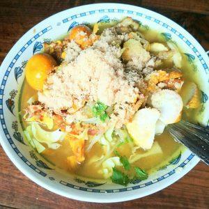 PAK SAID SOTO DAN NASI BABAT