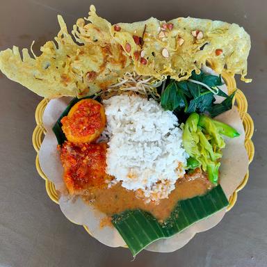 SEGO PECEL BU IS