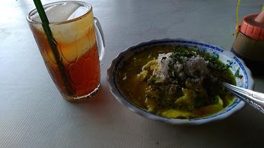 SOTO AYAM CAK UNTUNG GONDRONG