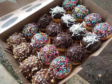 DONUT DELISS (LIA DONAT)