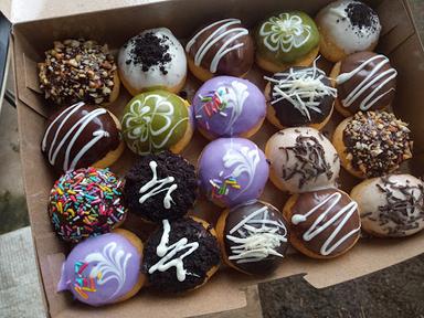 DONUT DELISS (LIA DONAT)