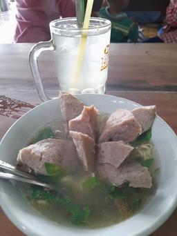 Photo's Bakso & Mie Ayam Cendana