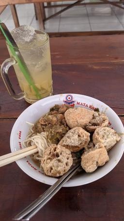 Photo's Baskom (Bakso Komplit)