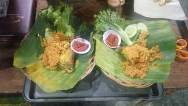 LESEHAN PECEL LELE & AYAM GORENG 136