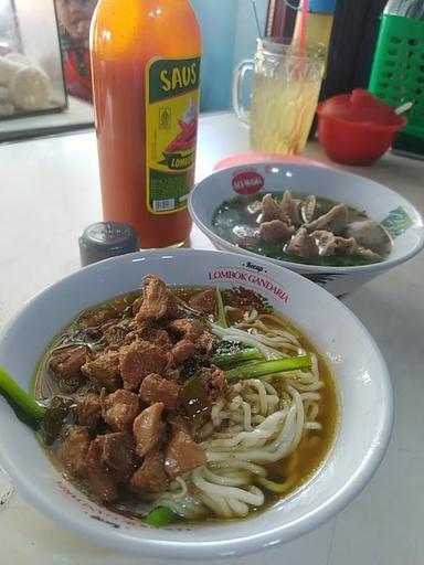 MIE AYAM DAN BAKSO BAROKAH PAK EKO