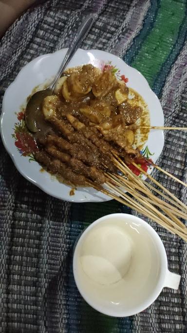 SATE AYAM HARDIYANTO