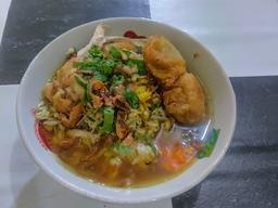 Photo's Warung Soto Ayam, Gado-Gado, Ayam Goreng Ungkep Dan Bakmi Jawa Bu Tutik