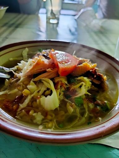 WARUNG SOTO AYAM KAMPUNG BU NGATIR