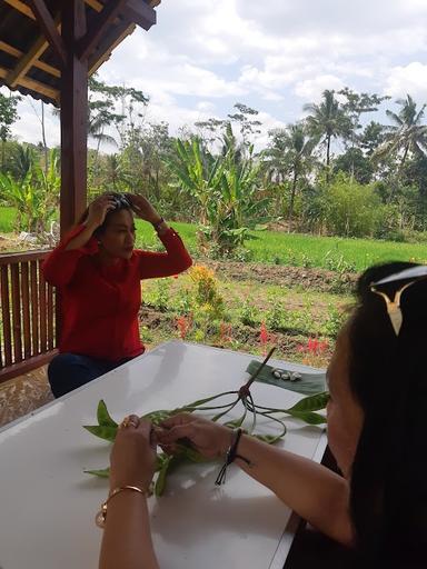 RUMAH MAKAN LA AZIZI