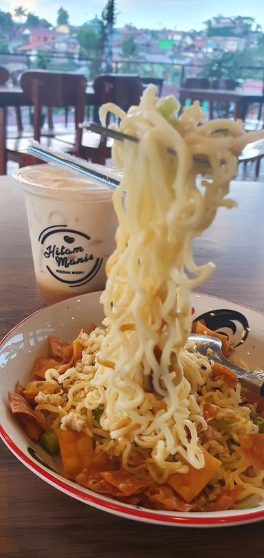 https://horego-prod-outlets-photos.s3.ap-southeast-3.amazonaws.com/horego.com/balikpapan-barat/coffee-shop/hitam-manis-kedai-kopi-somber/review/thumbnail/af1qipmwyldyxtrwgzg8t0sganyxq93cdhrfj0pi9v1e.jpg