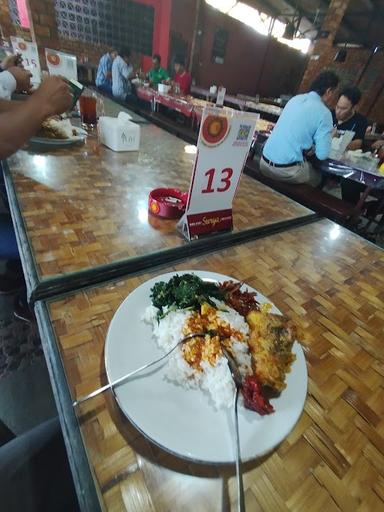 https://horego-prod-outlets-photos.s3.ap-southeast-3.amazonaws.com/horego.com/balikpapan-selatan/restaurant/saung-pasundan/review/thumbnail/af1qippniibdm0a9rwrvbnz0xgwznok4py0bmvalaiub.jpg