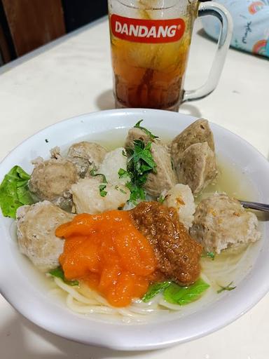 https://horego-prod-outlets-photos.s3.ap-southeast-3.amazonaws.com/horego.com/balikpapan-tengah/restaurant/mie-ayam-bakso-solo-urip/review/thumbnail/af1qipnj10kaiz--fz-ymnshqf7fme9kwtlk7ypl7dyx.jpg