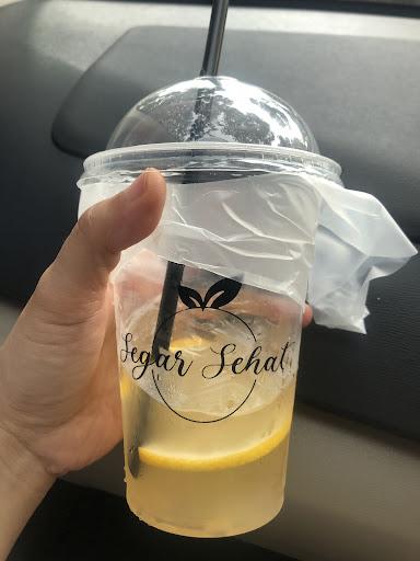 https://horego-prod-outlets-photos.s3.ap-southeast-3.amazonaws.com/horego.com/bandung-wetan/beverages/segar-sehat-fresh-pressed-juice/review/thumbnail/af1qipn1dhv9rxtqirxugzrghlsrrvfopq0c8qmtfkhv.jpg