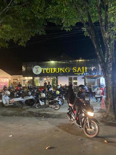 https://horego-prod-outlets-photos.s3.ap-southeast-3.amazonaws.com/horego.com/banjar-baru-selatan/restaurant/mamah-lita-coverfood/review/thumbnail/af1qipmmyx5bhg_sfccl2dzw5nkdu2dnnhylvg5nkhy_.jpg