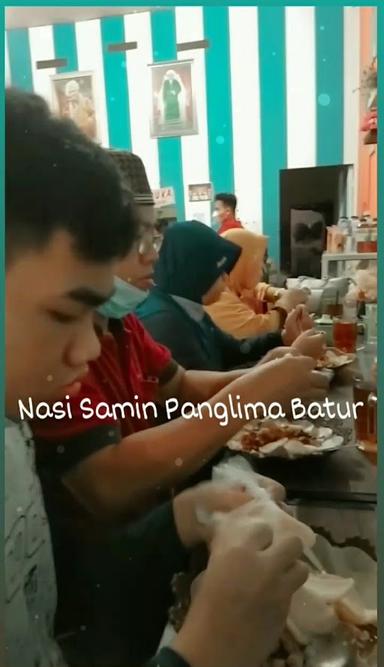 https://horego-prod-outlets-photos.s3.ap-southeast-3.amazonaws.com/horego.com/banjar-baru-selatan/restaurant/warung-hilmi-nasi-samin-dendeng/review/thumbnail/af1qipnglcwim2j8x_oacqo2w6jdtdpr0-itc7aos25p.jpg