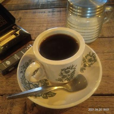 https://horego-prod-outlets-photos.s3.ap-southeast-3.amazonaws.com/horego.com/banjar-baru-utara/cafe/the-pantry/review/thumbnail/af1qipnhcl03cig4drqkdtvkihd28q0wdywx8mpqq39f.jpg