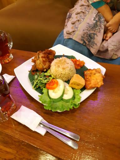 https://horego-prod-outlets-photos.s3.ap-southeast-3.amazonaws.com/horego.com/banjar-baru-utara/restaurant/kriwil-food/review/thumbnail/af1qipppuqz7i6cfg5oxwh6spn9ipidsfap5wbtswljq.jpg