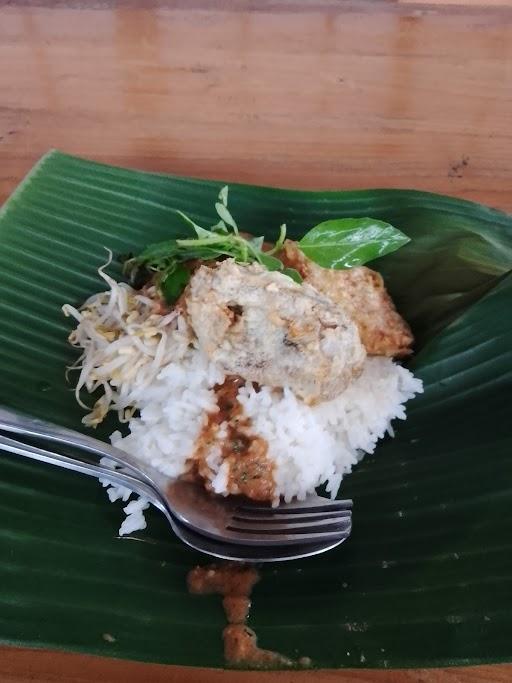 Nasi Pecel Somo Gambul Pinus review