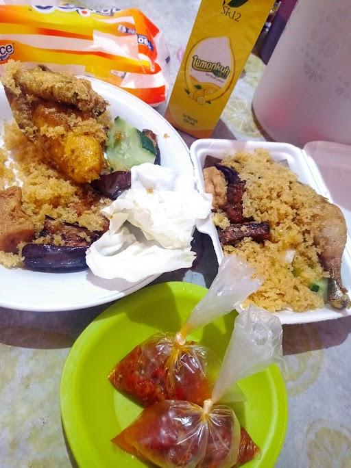 Warung Mama Idot Tela Tela Lalapan Ayam Kremes Seblak review
