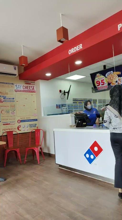 Domino'S Pizza review