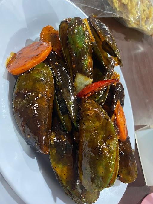 Pondok Seafood 88 review