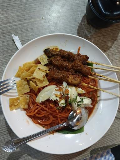 https://horego-prod-outlets-photos.s3.ap-southeast-3.amazonaws.com/horego.com/banjarmasin-utara/restaurant/bancir-banjar-noodle-from-agus-sasirangan-in-kayutangi/review/thumbnail/af1qipmhkxrvw-lgk4dqknb7usajfkv4xqxmkbwxsykg.jpg