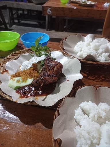 https://horego-prod-outlets-photos.s3.ap-southeast-3.amazonaws.com/horego.com/banjarmasin-utara/restaurant/rumah-makan-paijo/review/thumbnail/af1qippuplxspfamqvbvnvrqpkedsigj0pwvrjuaaule.jpg