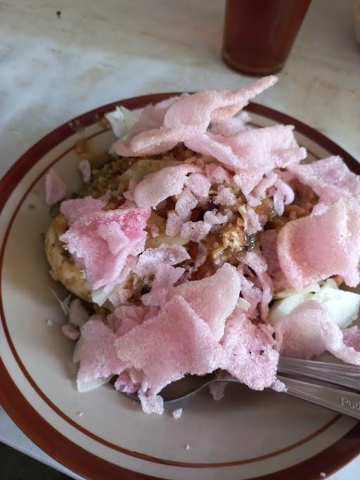 Warung Bu Tuti Rujak Gado2 review