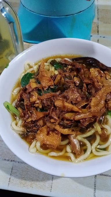 https://horego-prod-outlets-photos.s3.ap-southeast-3.amazonaws.com/horego.com/bergas/restaurant/podo-moro-mie-ayam-dan-bakso-spesial-mie-ayam-goreng-miago-/review/thumbnail/af1qipnhv80t6lr-nfmalm7tuifyygz5zbvuldn4uucz.jpg