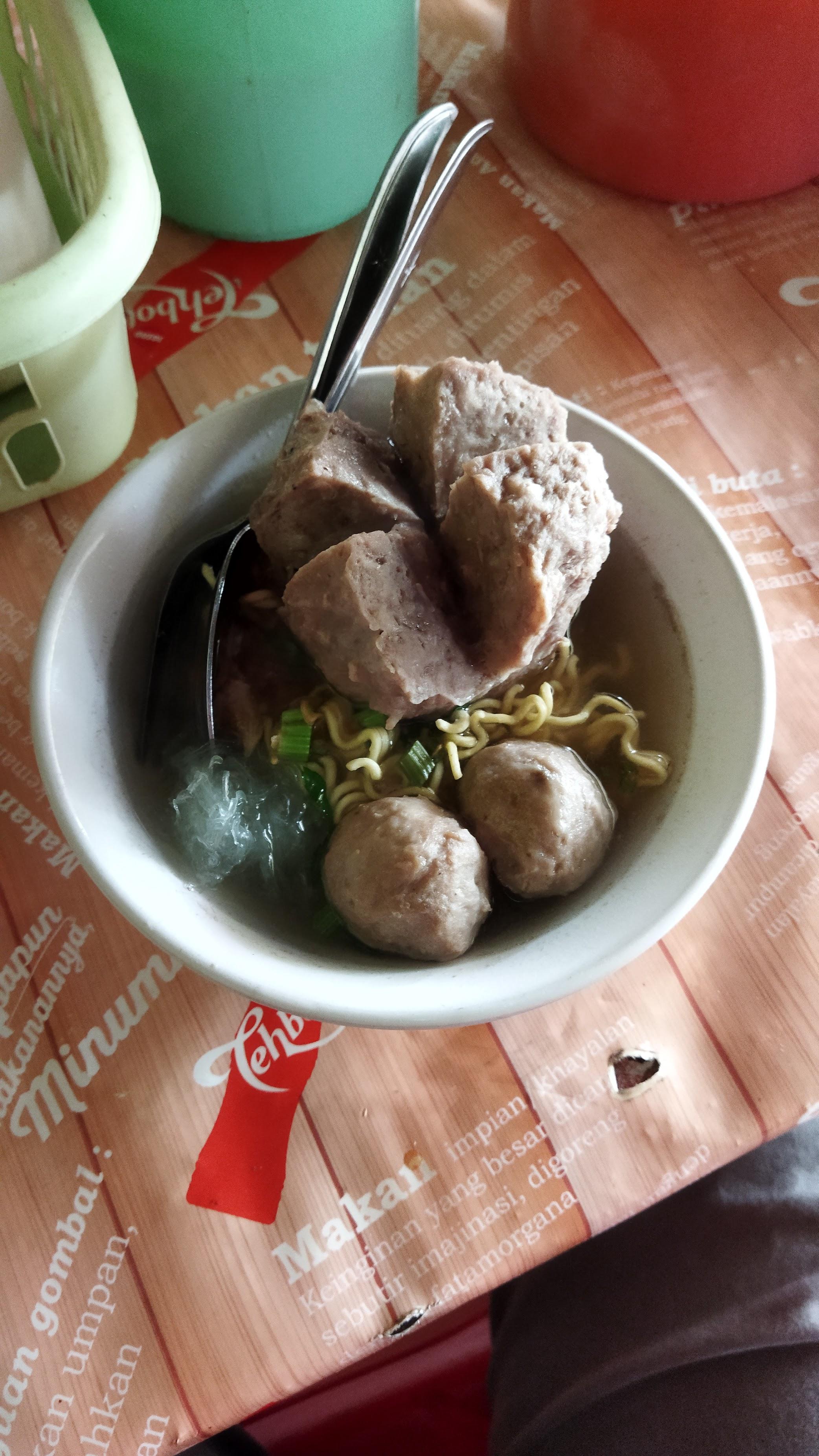 Warung Mie Ayam Bakso Waru Doyong Mbah Suro review