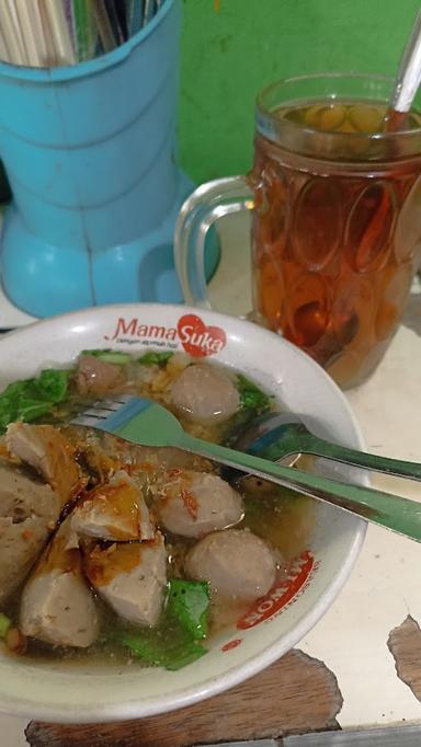 https://horego-prod-outlets-photos.s3.ap-southeast-3.amazonaws.com/horego.com/bergas/restaurant/warung-mie-ayam-bakso-waru-doyong-mbah-suro/review/thumbnail/af1qipo-1ypa-humcgdvt-hs-jv3at5fyqc4v-drvnt7.jpg