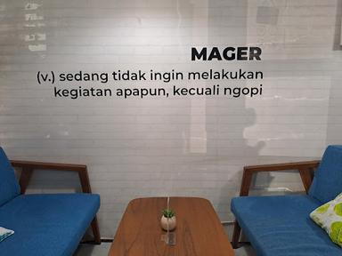 https://horego-prod-outlets-photos.s3.ap-southeast-3.amazonaws.com/horego.com/bogor-barat/coffee-shop/kafe-studente-yasmin/review/thumbnail/af1qipp5mftlkrwkgb6117v4swmqkmidabdzrwzluhew.jpg