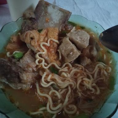 https://horego-prod-outlets-photos.s3.ap-southeast-3.amazonaws.com/horego.com/bogor-barat/restaurant/bakso-taichan-tulang-iga/review/thumbnail/af1qipo4adxrn_hcciupmmpc8sype-smxs3_etnmmh0k.jpg