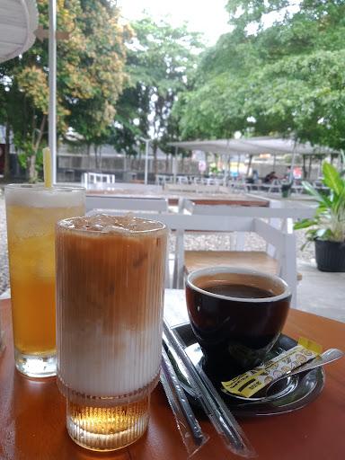 https://horego-prod-outlets-photos.s3.ap-southeast-3.amazonaws.com/horego.com/bogor-barat---kota/cafe/genus-coffee-boutique/review/thumbnail/af1qipnsnqfvskfyjsh4g8ula5kfs0swh6wj2zxsufl-.jpg