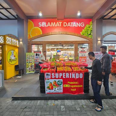 https://horego-prod-outlets-photos.s3.ap-southeast-3.amazonaws.com/horego.com/bogor-selatan/restaurant/ramen-giant-pahlawan/review/thumbnail/af1qipmzvtkvge_prldclxxtehn0anfw-e34ryxe0hvx.jpg