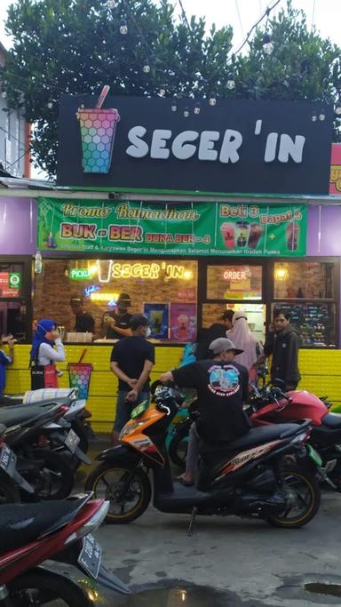 https://horego-prod-outlets-photos.s3.ap-southeast-3.amazonaws.com/horego.com/bogor-selatan---kota/restaurant/seger-in-pamoyanan/review/thumbnail/af1qipnfpl342-gdhchpdosp6178sdcnrrhcgnccqyt8.jpg