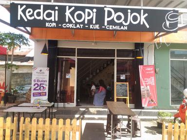 https://horego-prod-outlets-photos.s3.ap-southeast-3.amazonaws.com/horego.com/bojongsari/cafe/kopi-pojok-pamulang/review/thumbnail/af1qiponm8q2kfqvfaqsdnakzgpzvugfhpl3k5dlqzmn.jpg