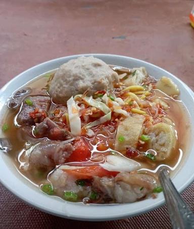 https://horego-prod-outlets-photos.s3.ap-southeast-3.amazonaws.com/horego.com/bojongsari/restaurant/bakso-soto-bang-ma-il/review/thumbnail/af1qipnadjmkxfocwlbrdmkaqmekixnvregr7mecqfwx.jpg