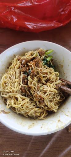 https://horego-prod-outlets-photos.s3.ap-southeast-3.amazonaws.com/horego.com/bojongsari/restaurant/mie-ayam-spesial-resep-1982-mas-blangkon-wolu-loro/review/thumbnail/af1qipowwh_qnemqavc1il7ntxbkqs3c7uccs99pp58.jpg