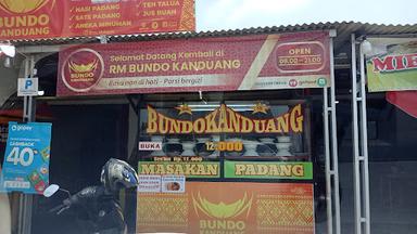 https://horego-prod-outlets-photos.s3.ap-southeast-3.amazonaws.com/horego.com/bojongsari/restaurant/nasi-padang-bundo-kanduang-curug/review/thumbnail/af1qipnsb4bbslqkydhfeliwzlhu3vfexpoothk3p67t.jpg