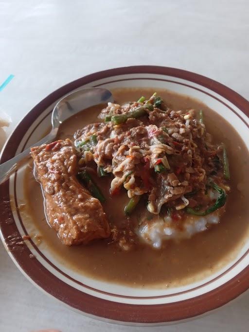 Bubur & Nasi Tumpang Bu Sagi review