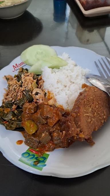 https://horego-prod-outlets-photos.s3.ap-southeast-3.amazonaws.com/horego.com/ceper/restaurant/warung-makan-bu-hj-salamah/review/thumbnail/af1qippa0iwbhojyfo5ysslrezmjy5j83cypscm22lng.jpg