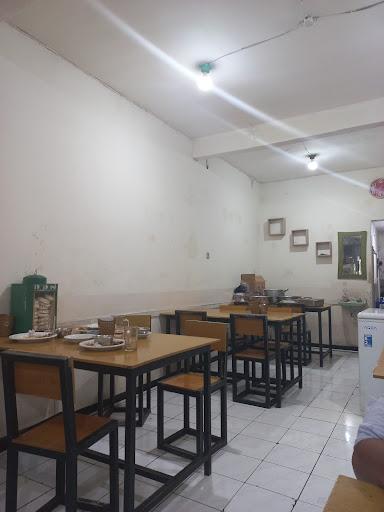 https://horego-prod-outlets-photos.s3.ap-southeast-3.amazonaws.com/horego.com/cibeunying-kaler/restaurant/rumah-makan-restu-mande/review/thumbnail/af1qipoh1vq7mp9narx2elsbd3zgg7ncup1ann64130s.jpg