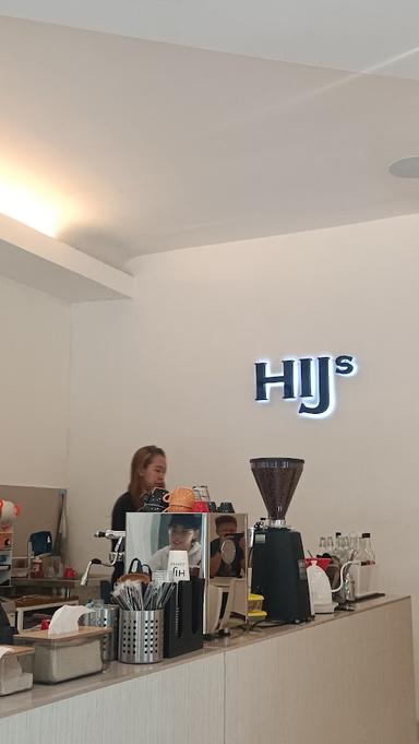 https://horego-prod-outlets-photos.s3.ap-southeast-3.amazonaws.com/horego.com/cicalengka/cafe/hijs-coffee-eatery/review/thumbnail/af1qipnjhy1pn0tpwl_f0jf6r89gsvpk5lpbj9lzldbn.jpg