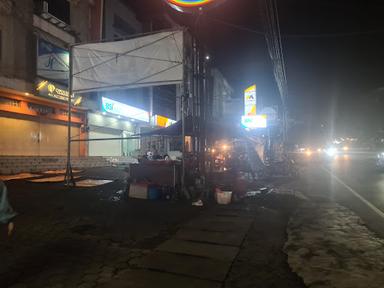 https://horego-prod-outlets-photos.s3.ap-southeast-3.amazonaws.com/horego.com/cicalengka/restaurant/angkringan-mas-agil/review/thumbnail/af1qipmul4jggdr05zssjplndzurmoznblcg4emxoqep.jpg