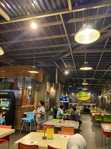 https://horego-prod-outlets-photos.s3.ap-southeast-3.amazonaws.com/horego.com/cicalengka/restaurant/kedai-waka-waka/review/thumbnail/af1qipp0kbbjaxenqg0ex2voyjnsn1jjekdoy0tcwwcq.jpg