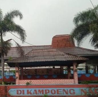 https://horego-prod-outlets-photos.s3.ap-southeast-3.amazonaws.com/horego.com/cicalengka/restaurant/rest-area-kampoeng-nagreg/review/thumbnail/af1qippwokxowlantk-mwllalktqiyl6wz_x7y5key9t.jpg